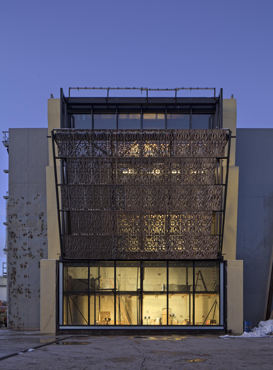 Project: NMAAHC Facade Mockup  |  Architect: Freelon