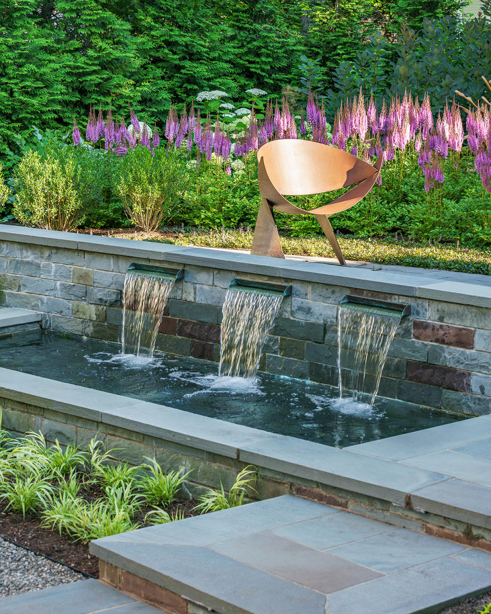 Landscape Architect: Jennifer Horn Landscape Architecture  |  Architect: Cunningham Quill Architects