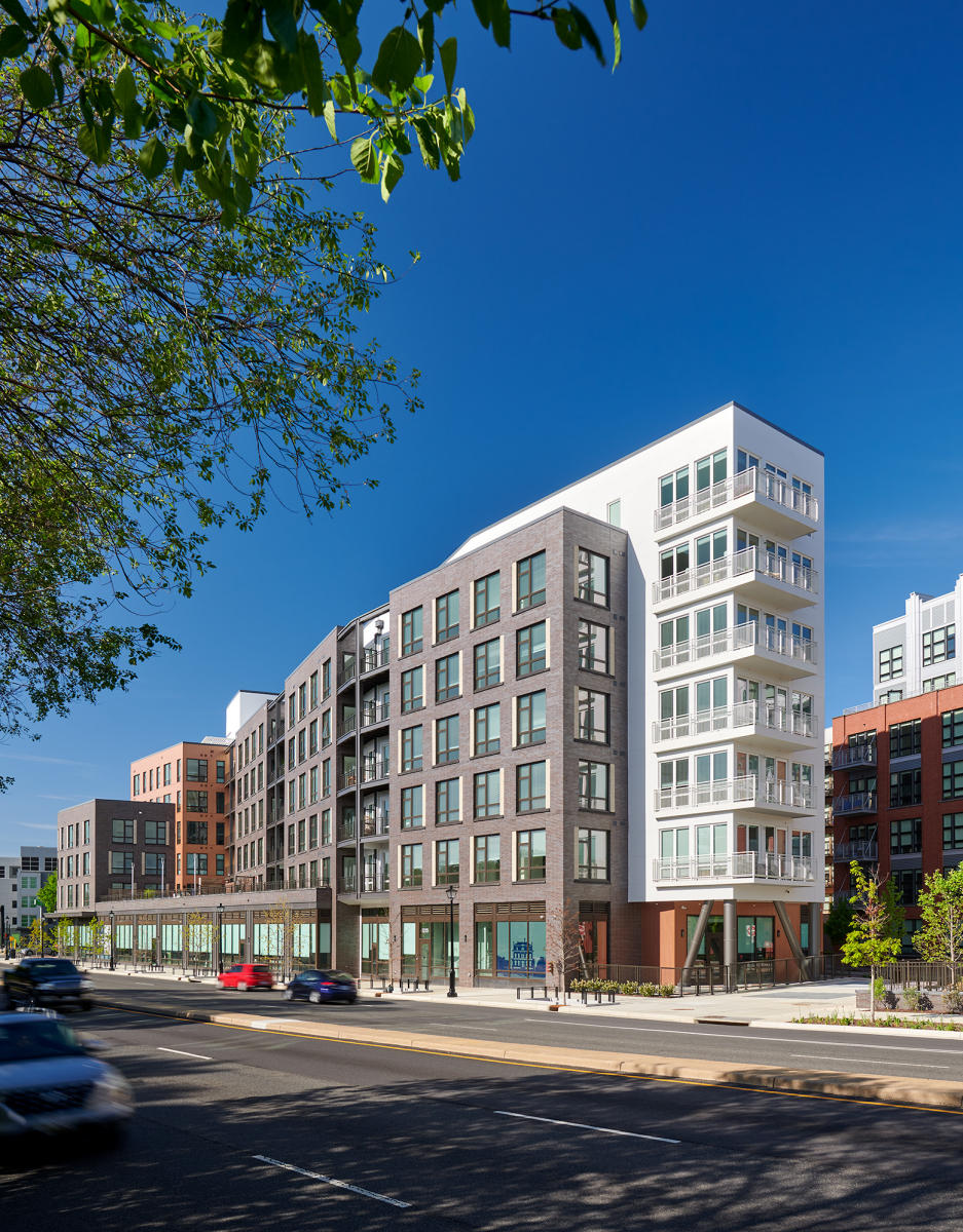 Architect: SK&I
General Contractor: DAVIS
Project: The Grayson