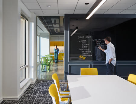 Architect: SmithGroup | Project: Blackboard Headquarters