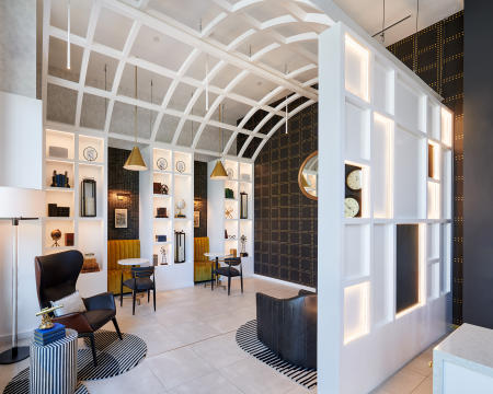 Architect: SK&I
General Contractor: DAVIS
Project: The Grayson